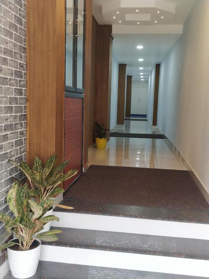 Majestic Inn Thiruvananthapuram Extérieur photo