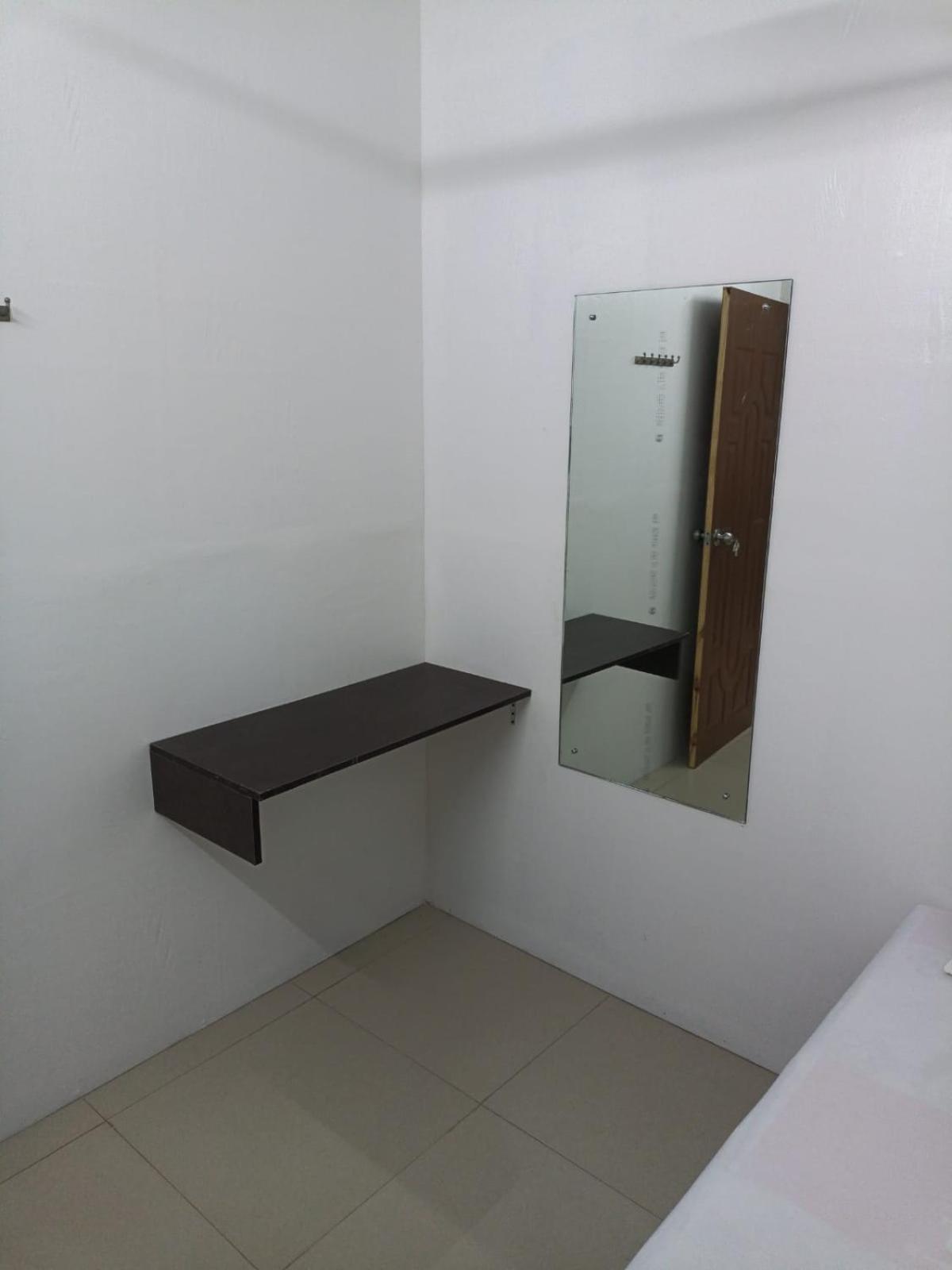 Majestic Inn Thiruvananthapuram Extérieur photo